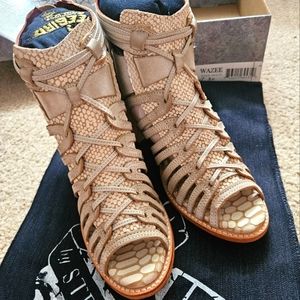 Freebird by Steven WAZEE Size 8